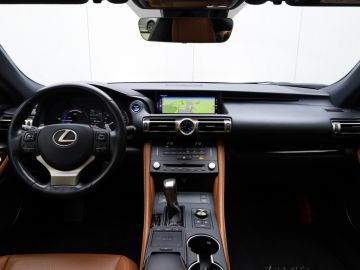 Lexus RC